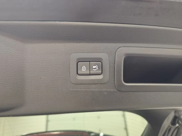 Used 2025 Jet Black Mica Mazda 2.5 S Preferred Package image 16