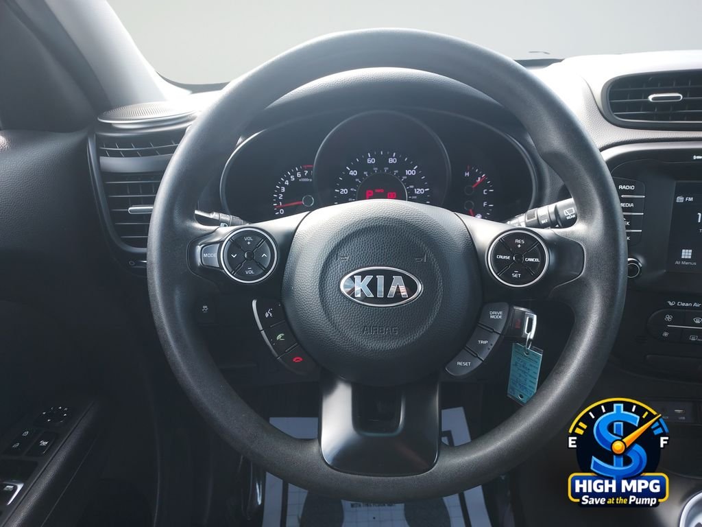 Used 2019 Red Kia Plus image 20