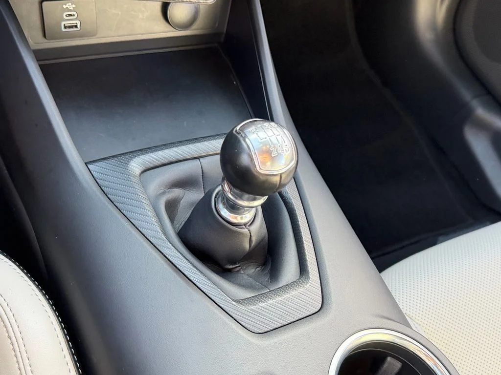Used 2025 Silver Ford GT Premium image 19