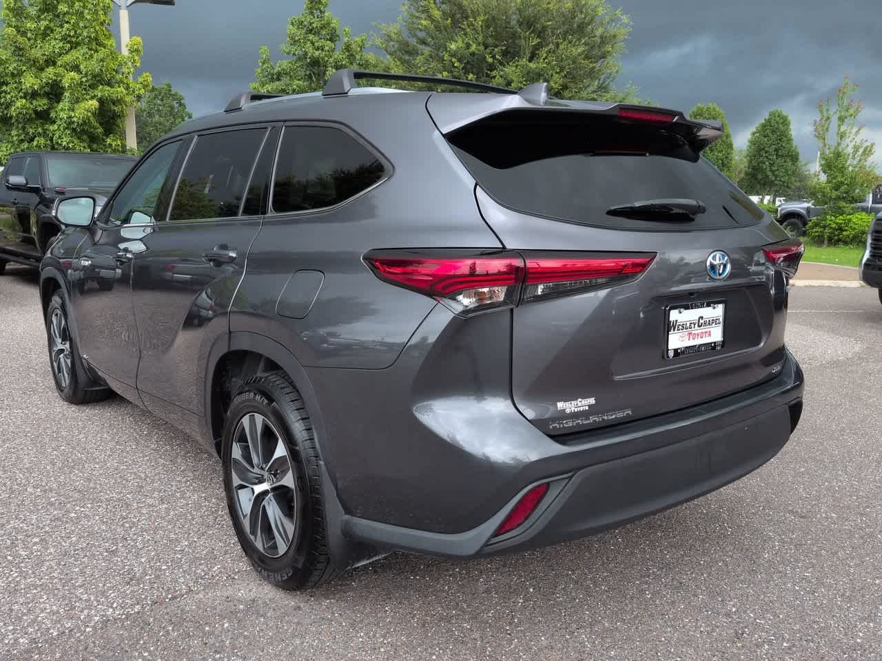 Certified Used 2021 Magnetic Gray Metallic Toyota Hybrid XLE image 4