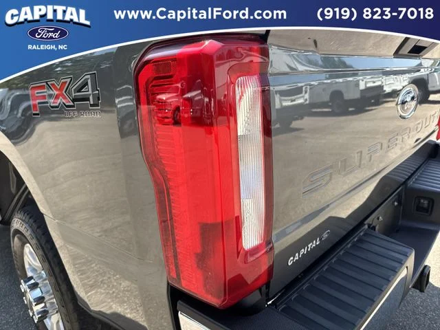 Used 2024 Gray Ford XLT image 15