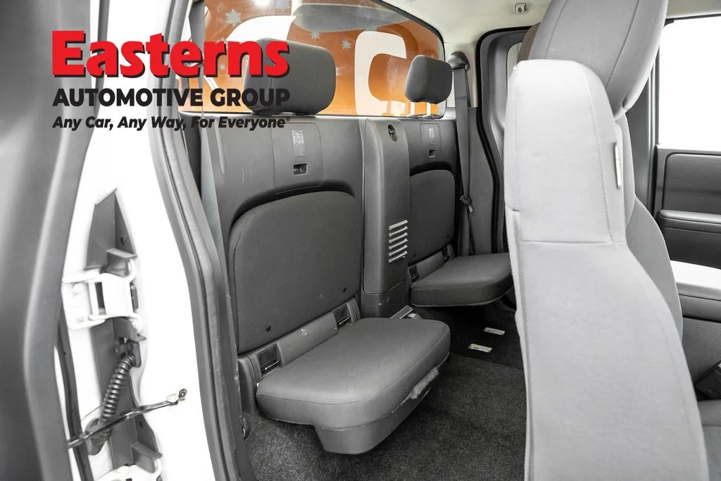 Used 2022 White Nissan S image 21