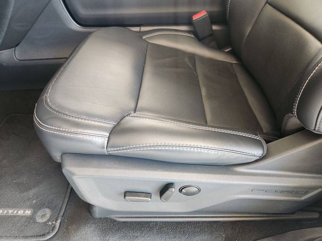 Used 2025 Oxford White Ford Platinum image 24