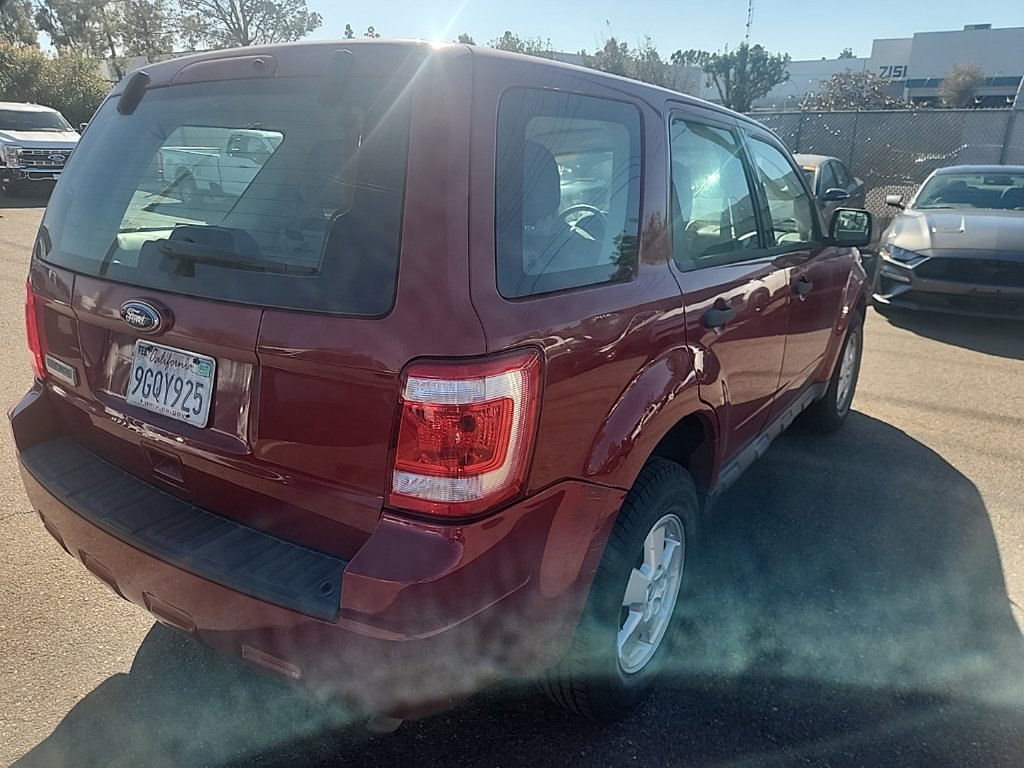 Used 2010 Red Ford XLS image 12