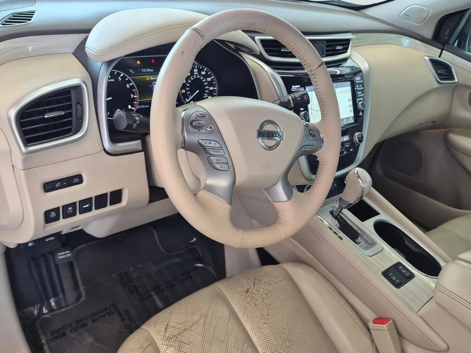 Used 2018 Pearl White Nissan SL image 9