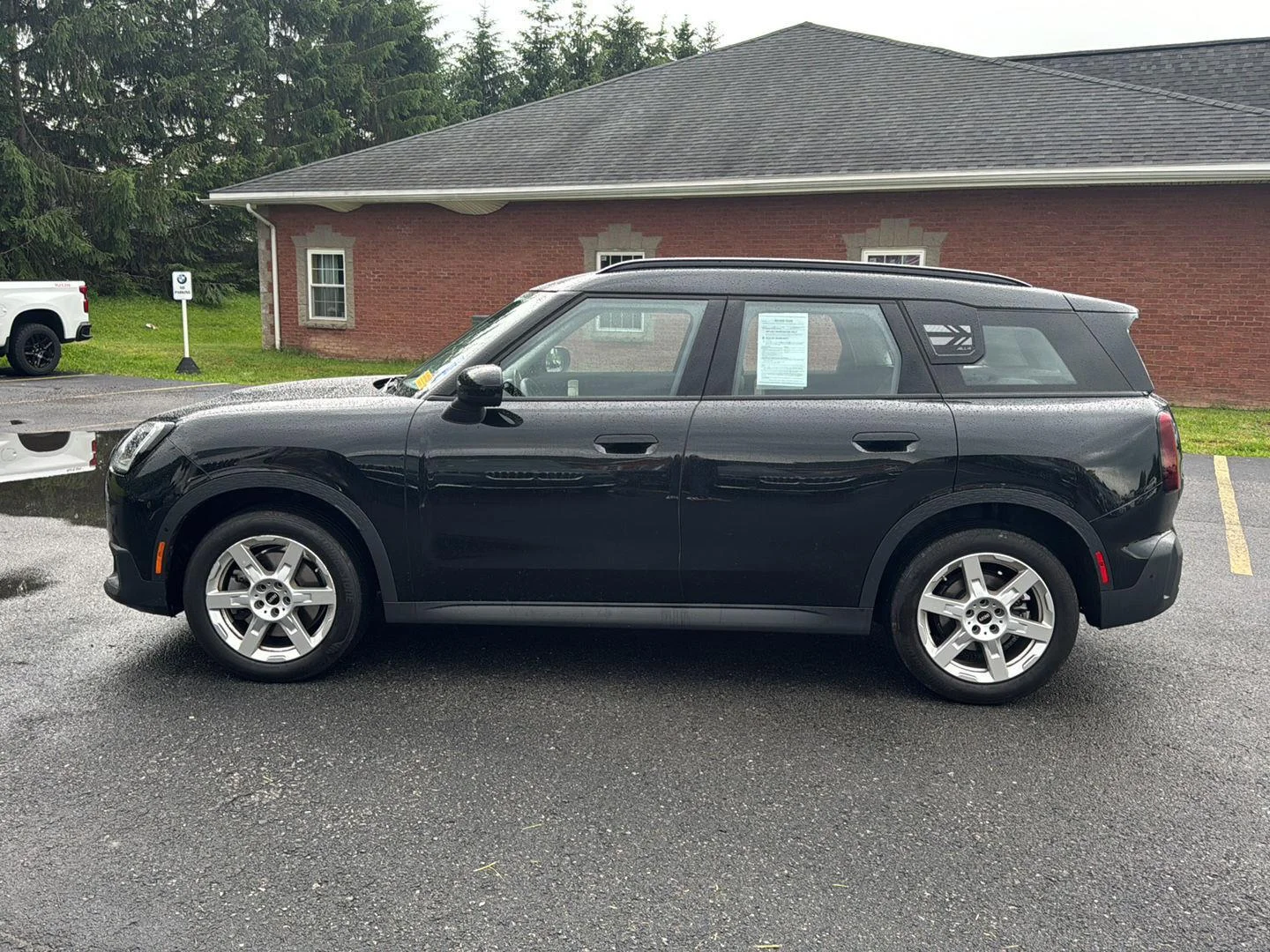 Used 2025 Midnight Black II Metallic MINI S image 6