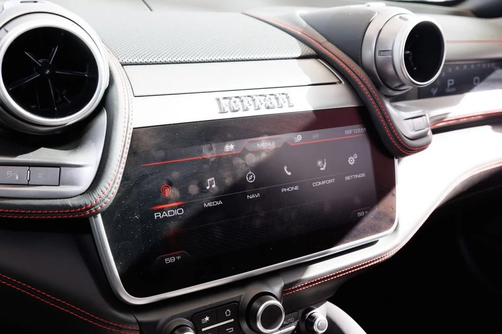 Used 2018 Nero Ferrari V12 image 27