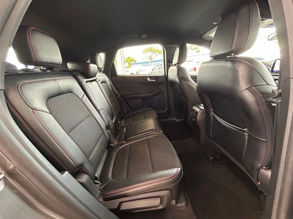 Used 2025 Gray Metallic Ford ST-Line image 29