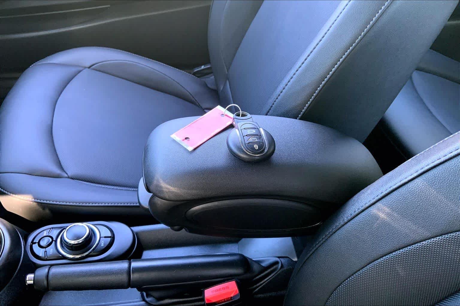 2024 MINI Hardtop 2 Door Base - Photo 14