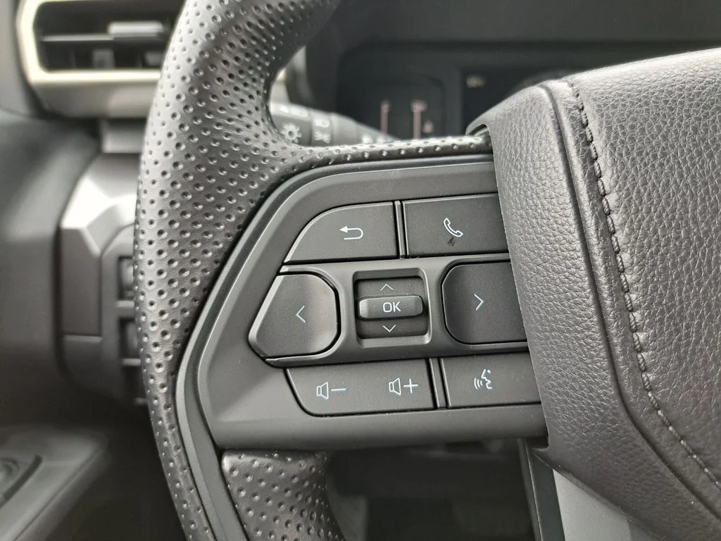 2026 Toyota Tacoma SR5 - Photo 14