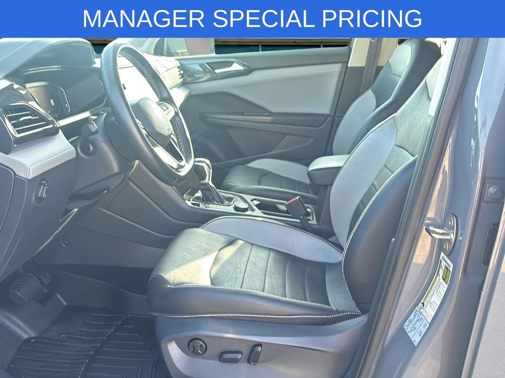 Used 2022 Gray Volkswagen 1.5T SEL image 21