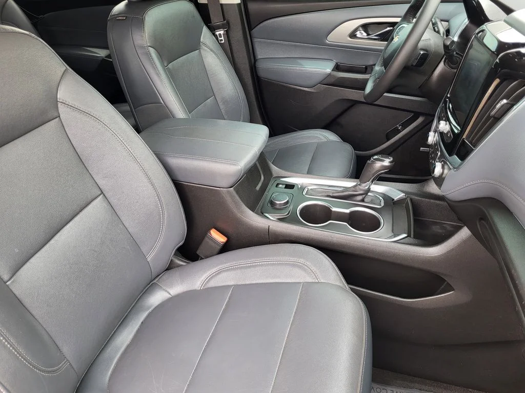 Used 2020 Satin Steel Metallic Chevrolet LT Leather image 11