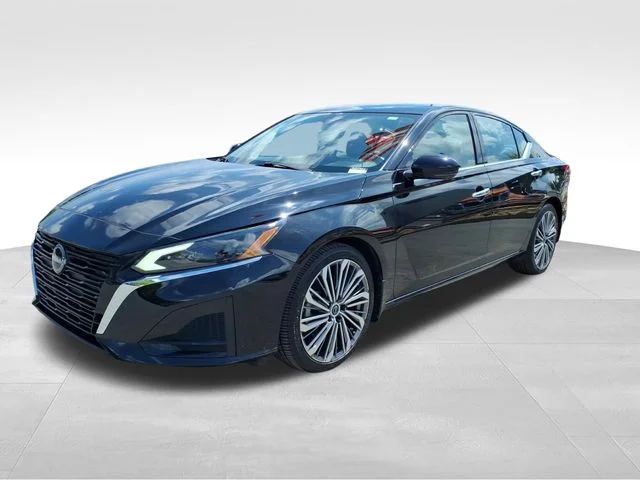 Used 2023 Black Nissan 2.5 SL image 2
