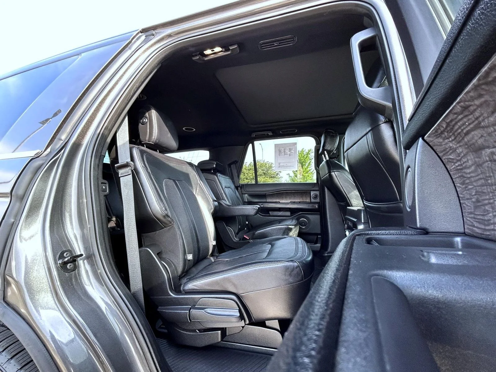 Used 2019 Gray Ford Limited image 18