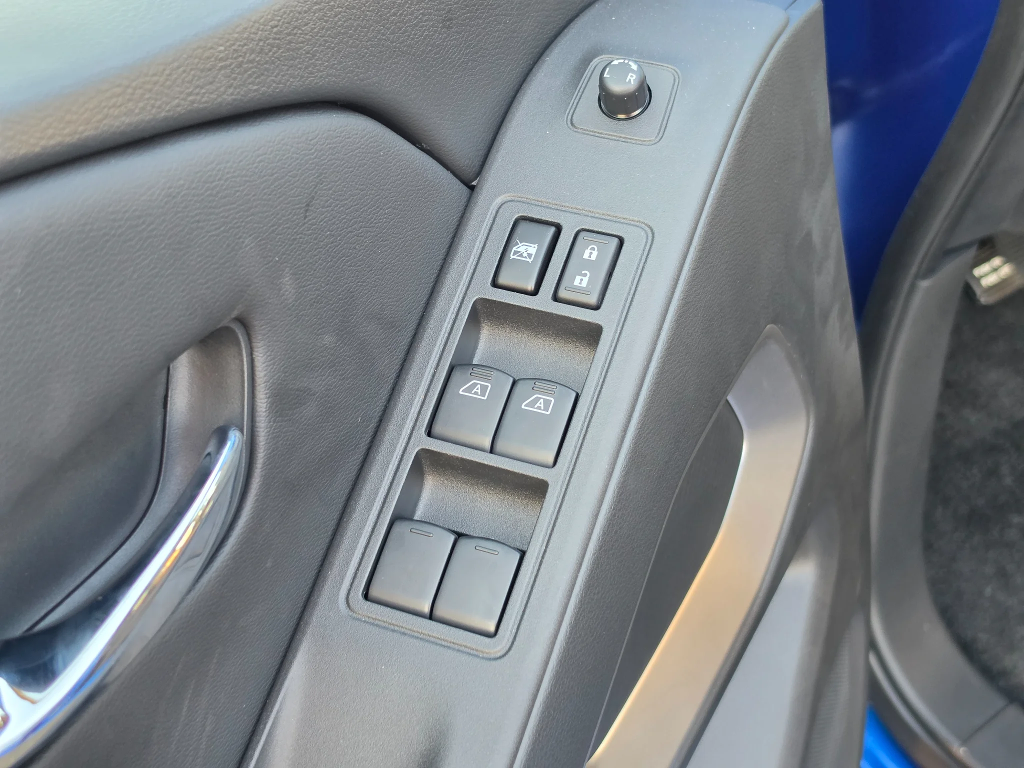 New 2027 Bluestone Pearl Nissan SV image 20