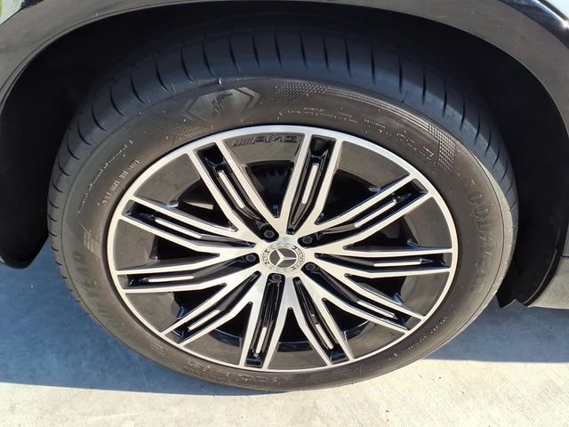 Certified Used 2023 White Mercedes-Benz 580 image 24