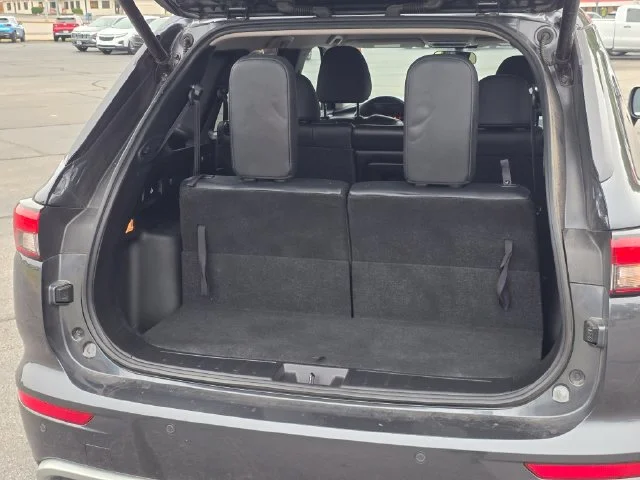 2024 Mitsubishi Outlander SE - Photo 11
