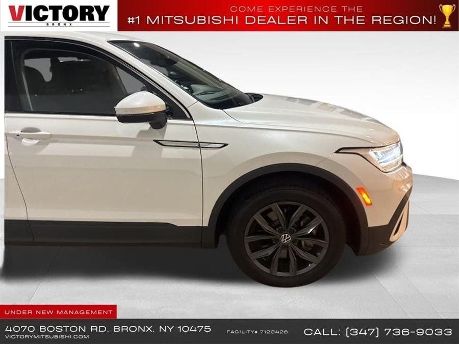 Used 2023 White Volkswagen 2.0T SE image 9