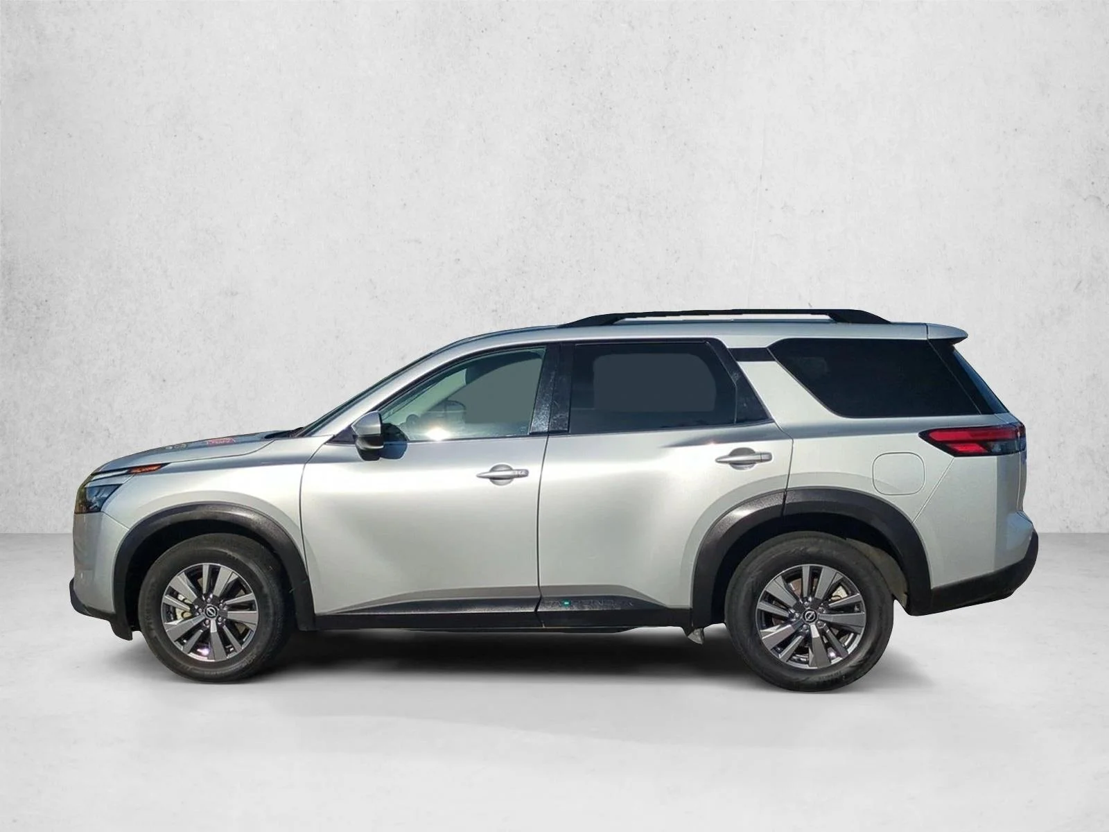 Used 2024 Brilliant Silver Metallic Nissan SV image 9