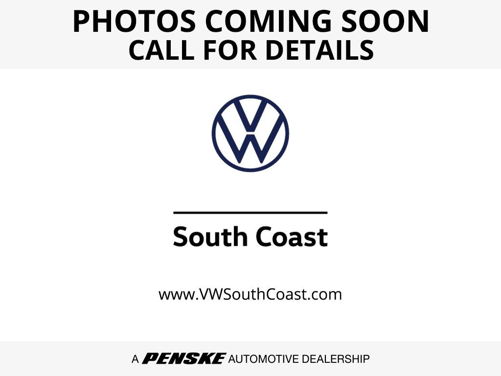 Used 2012  Volkswagen 2.0 TSi image 1