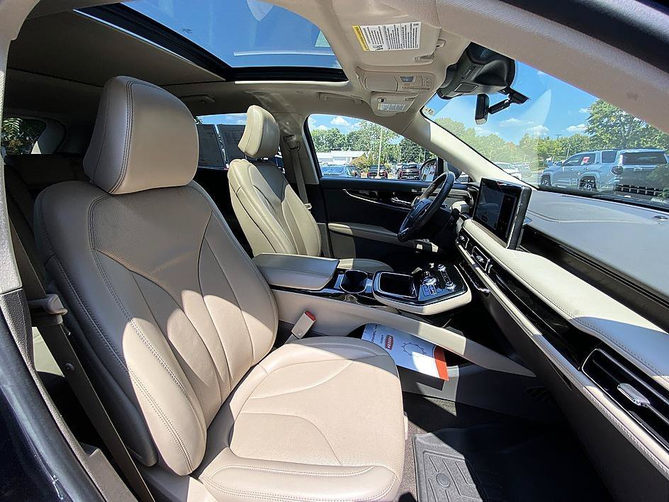 Used 2022 Blue Metallic Lincoln Reserve image 24