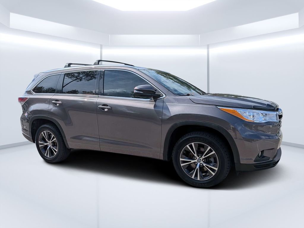 2016 Toyota Highlander
