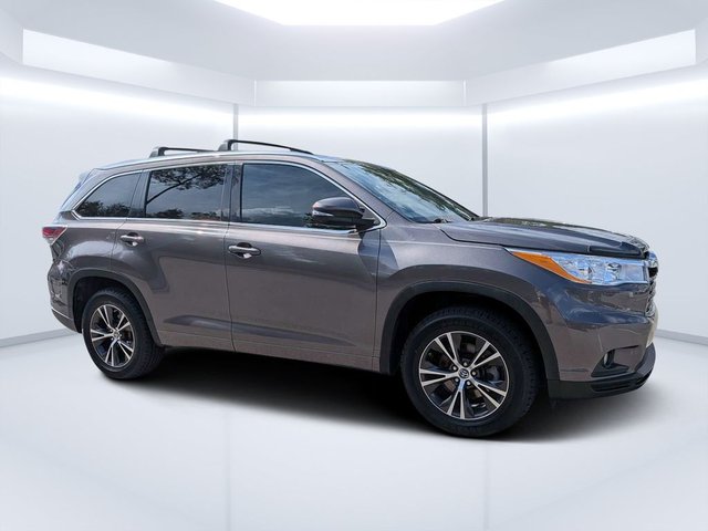 2016 Toyota Highlander XLE V6