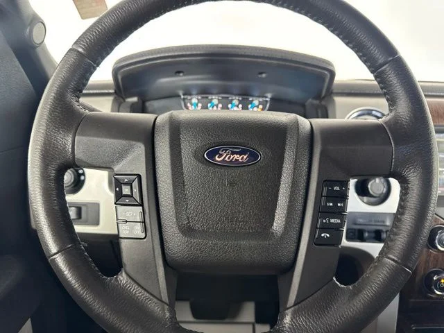 Used 2014 Blue Ford Lariat image 17