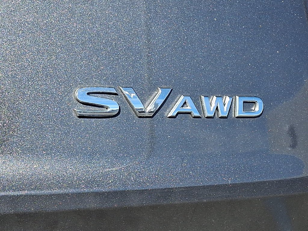 Used 2023 Gray Nissan SV image 10