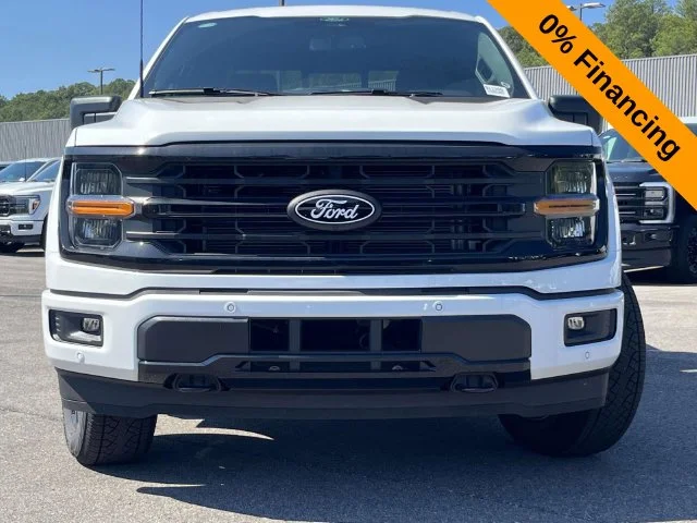 New 2026 Oxford White Ford XLT image 7