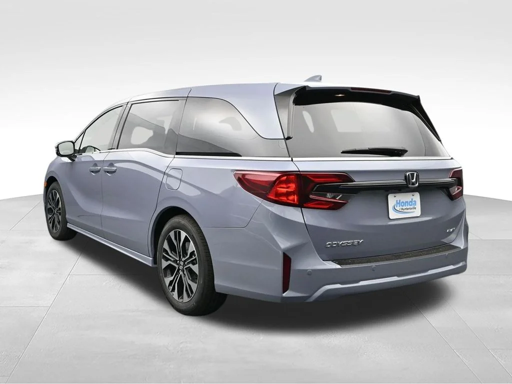 New 2026 Sonic Gray Pearl Honda Elite image 5