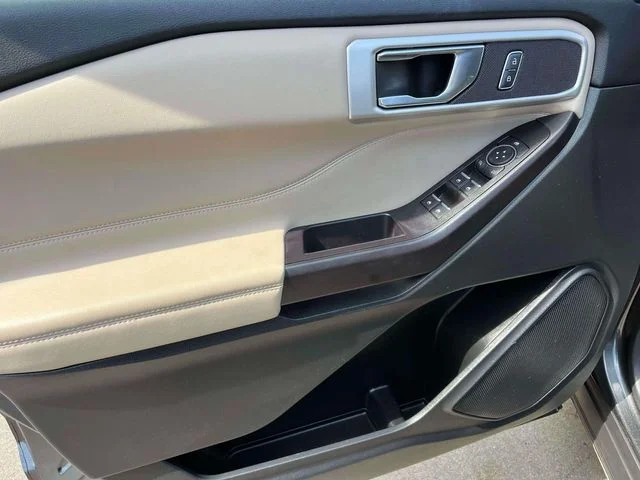 Certified Used 2020 Magnetic Ford XLT image 27