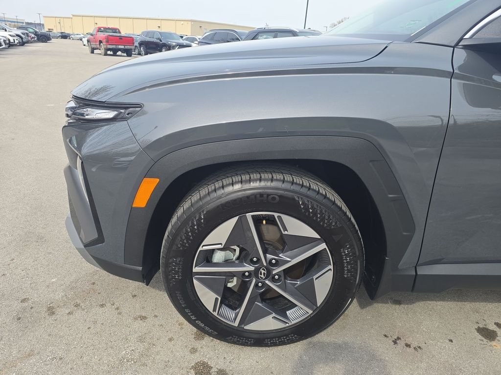 Used 2026 Gray Hyundai SEL image 10