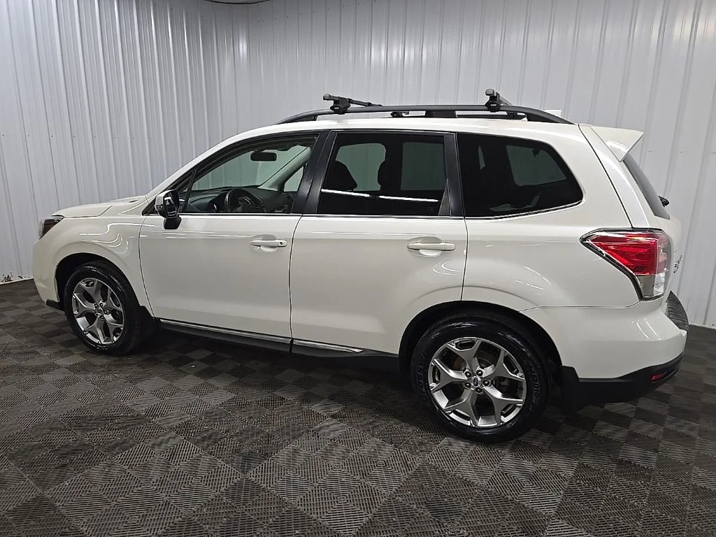 Used 2017 White Subaru 2.5i Touring image 4