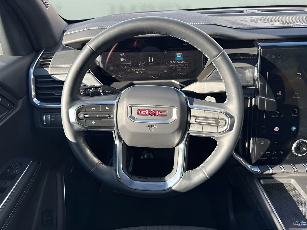 Used 2025 Summit White GMC Elevation image 15