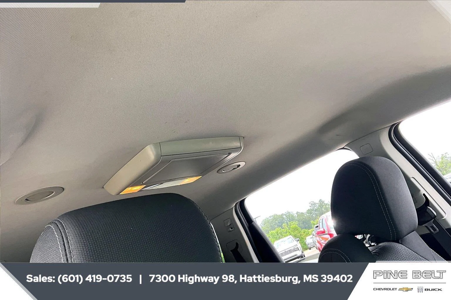 Used 2017 MOSAIC BLACK METALLIC Chevrolet LT image 16