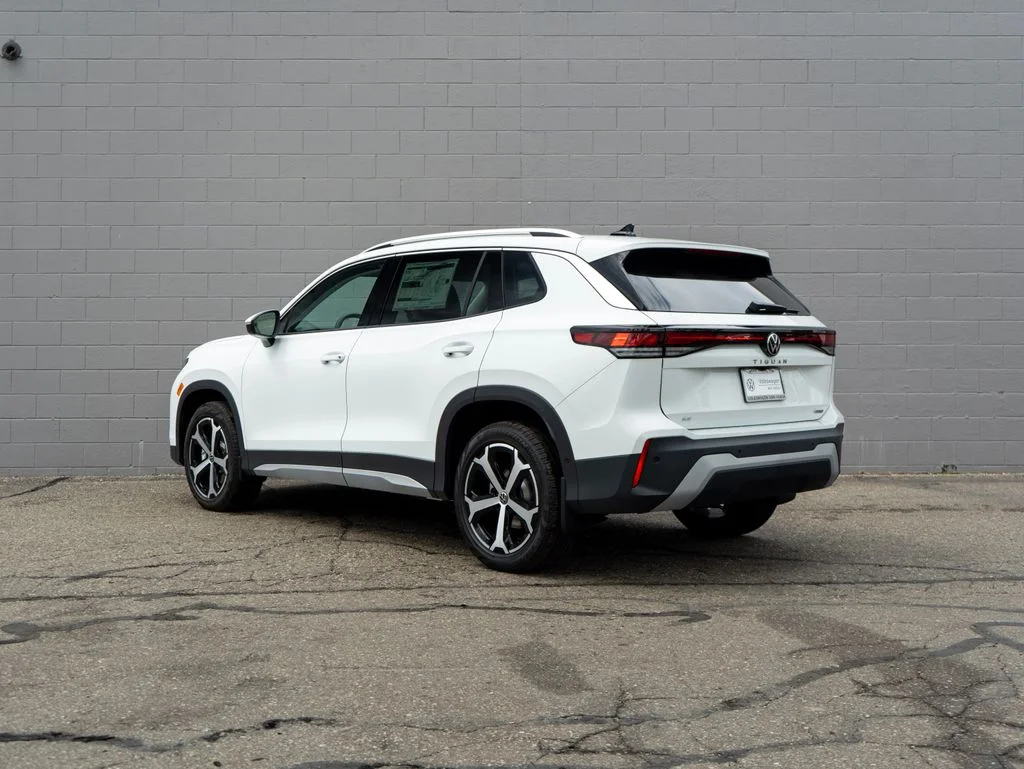 New 2026 Pure White Volkswagen 2.0T SE image 4