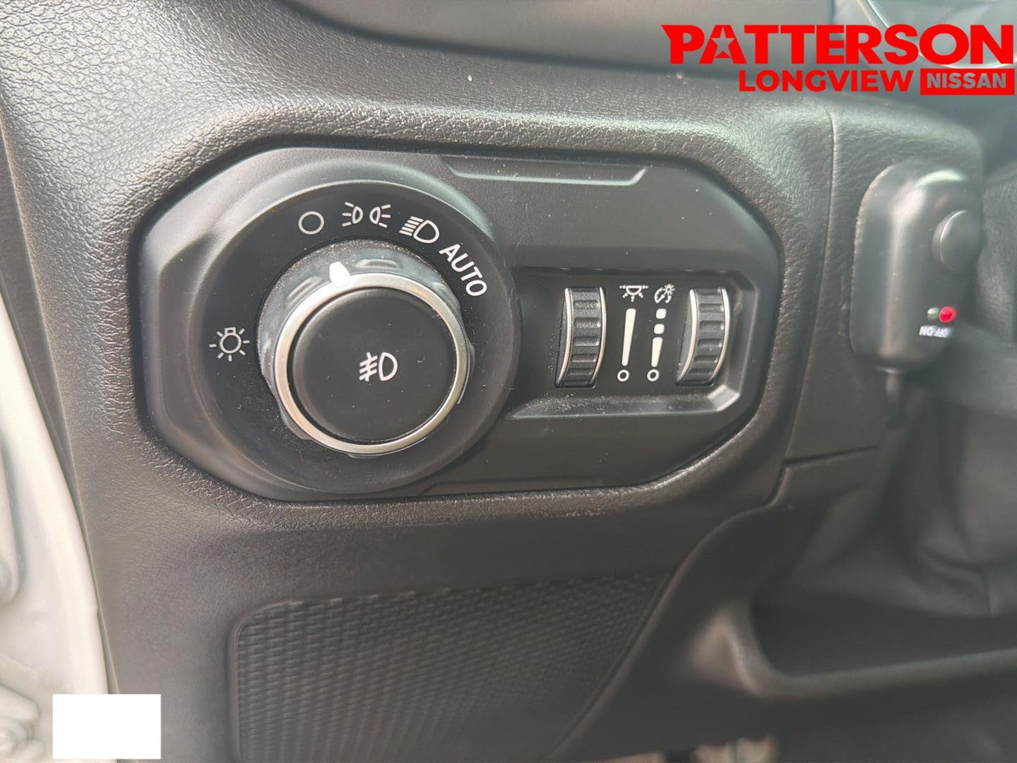 Used 2019 Bright White Clearcoat Jeep Rubicon image 12
