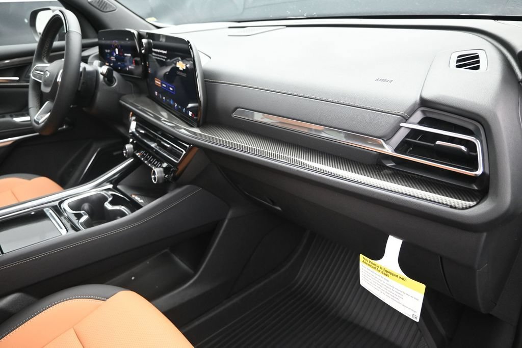 2027 Chevrolet Traverse Z71 - Photo 24