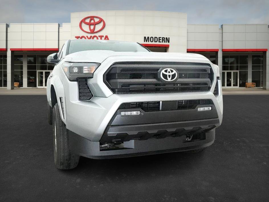 2025 Toyota Tacoma SR5 - Photo 15