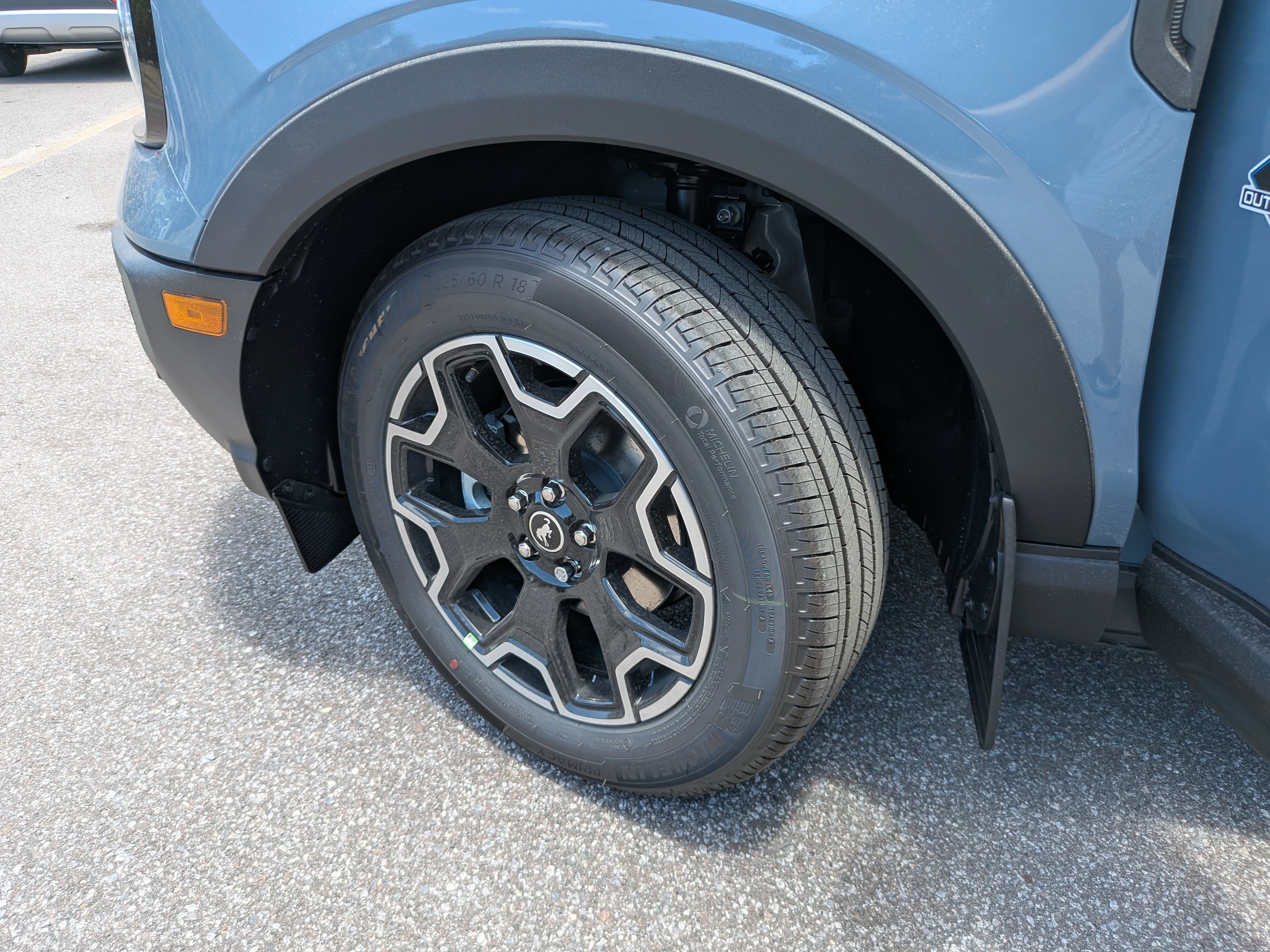 New 2026 Azure Gray Metallic Tri-Coat Ford Outer Banks® image 33