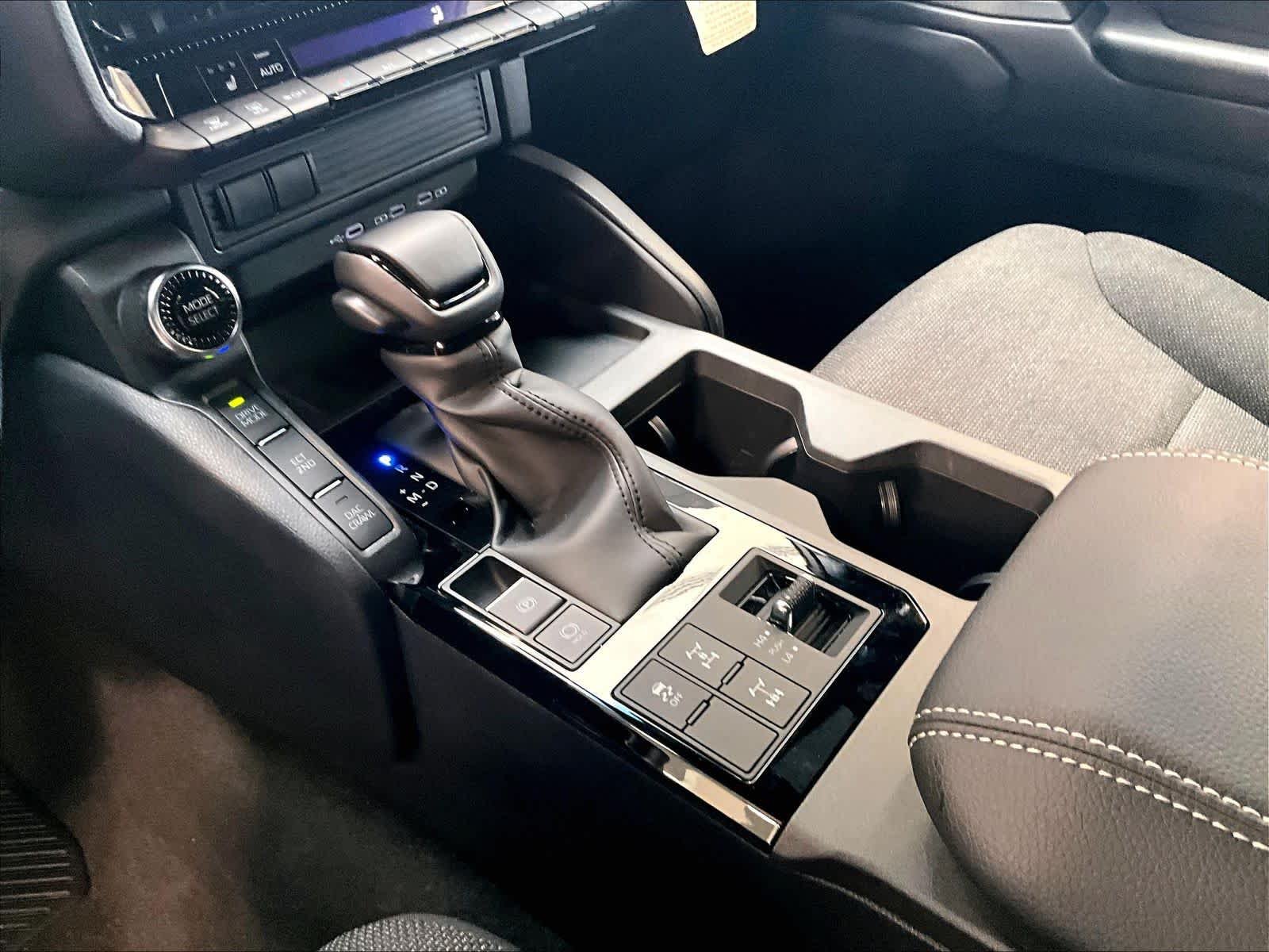 2026 Toyota Land Cruiser Land Cruiser 1958 - Photo 14