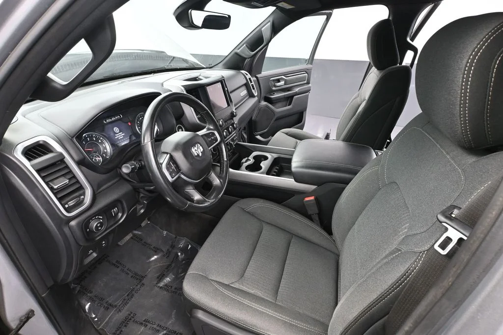 Used 2021 Silver Ram Big Horn/Lone Star image 25