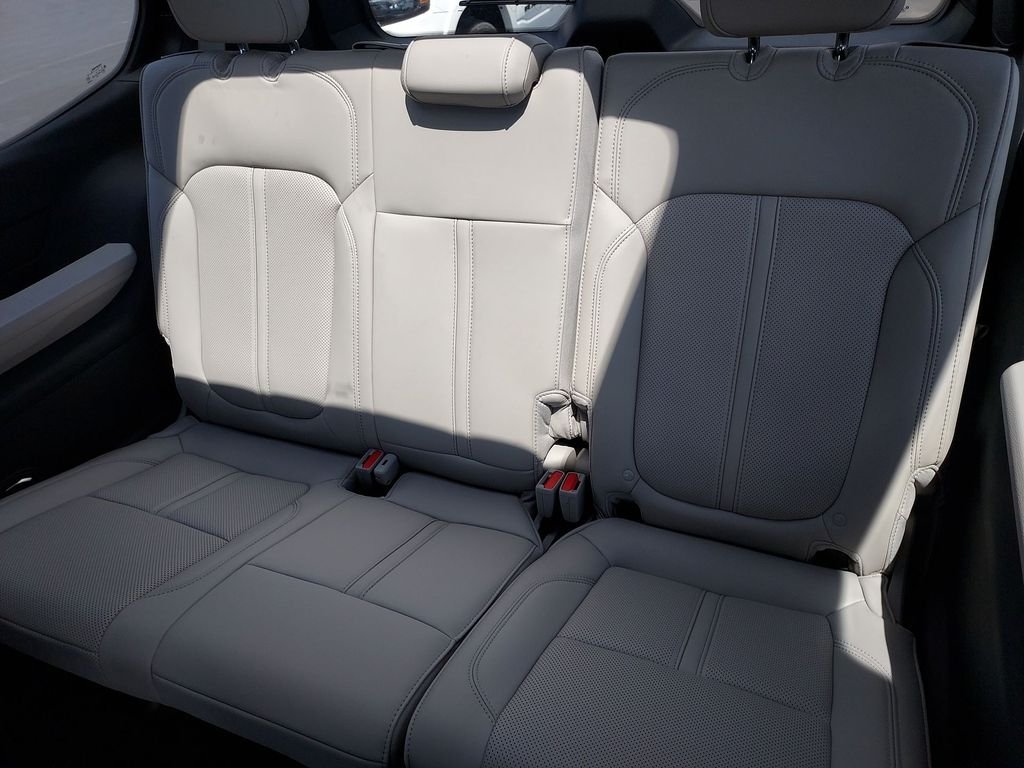 New 2026 High Gloss Black Exterior Paint Jeep Limited Reserve image 30