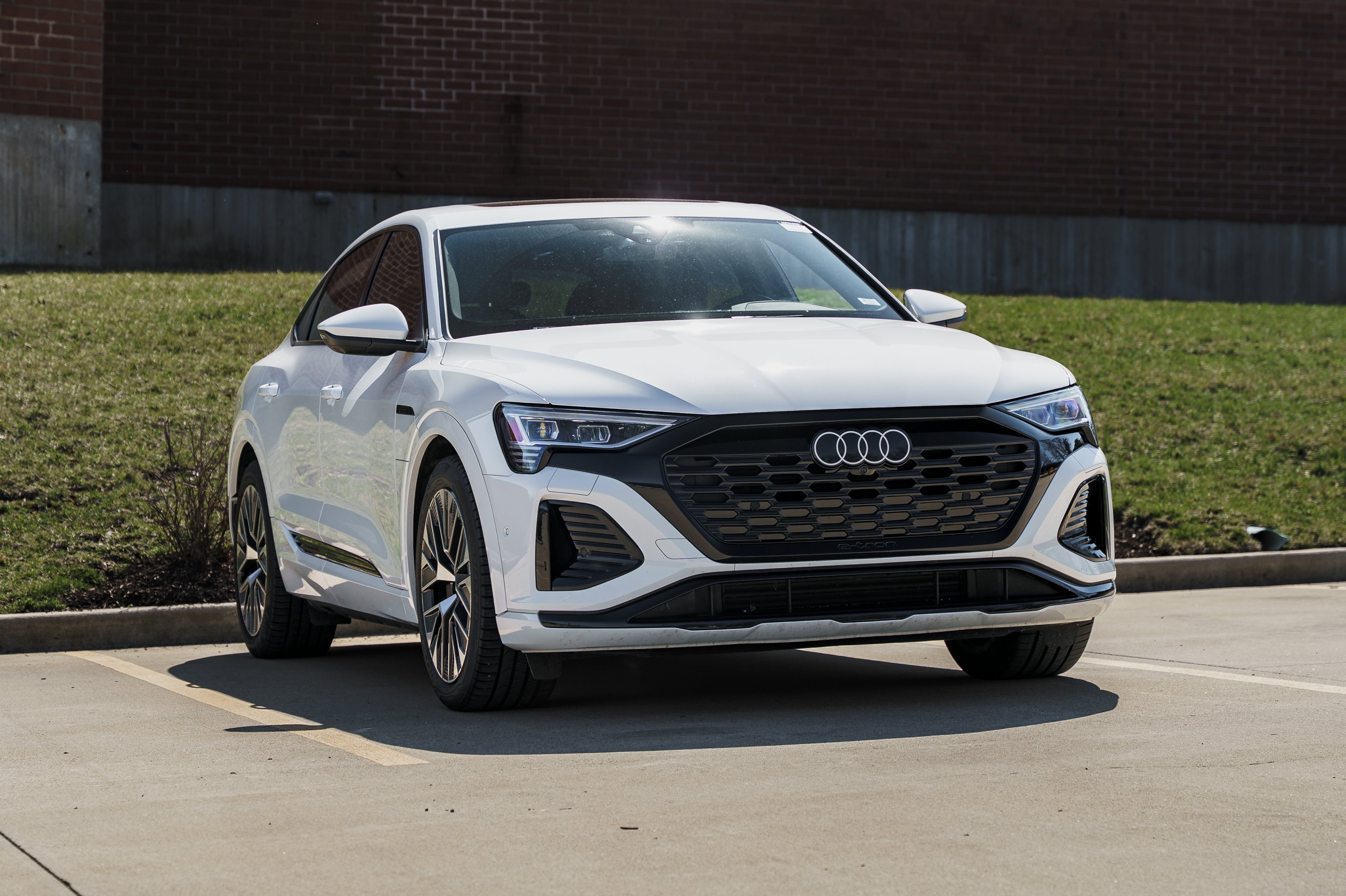 Certified 2024 Audi Q8 Sportback e-tron Premium Plus with VIN WA1CAAGE7RB035227 for sale in Kirkwood, MO