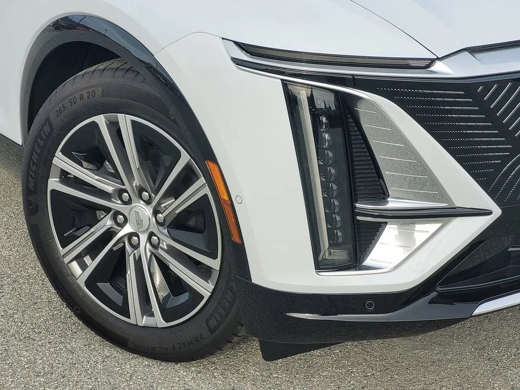 2026 Cadillac LYRIQ Luxury - Photo 6