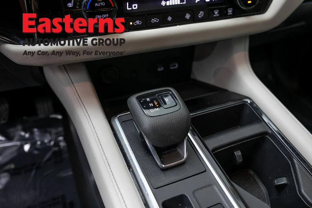 Used 2023 Gray Nissan SL image 12
