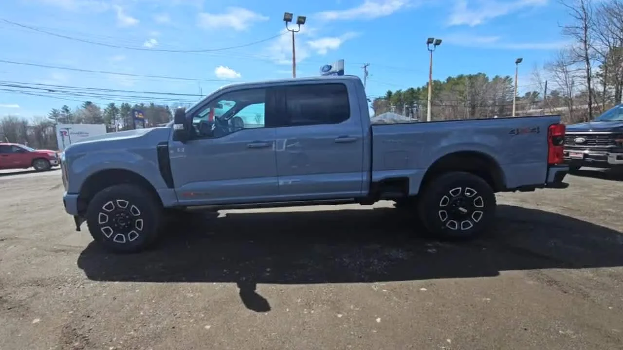 New 2026 Glacier Gray Metallic Tri-Coat Ford Platinum image 5
