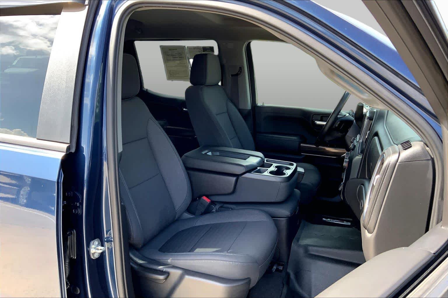 Used 2020 Northsky Blue Metallic Chevrolet RST image 9