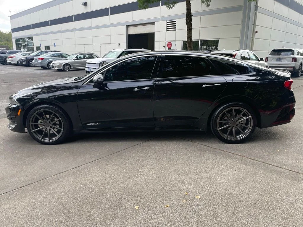 Used 2022 Ebony Black Kia GT-Line image 7